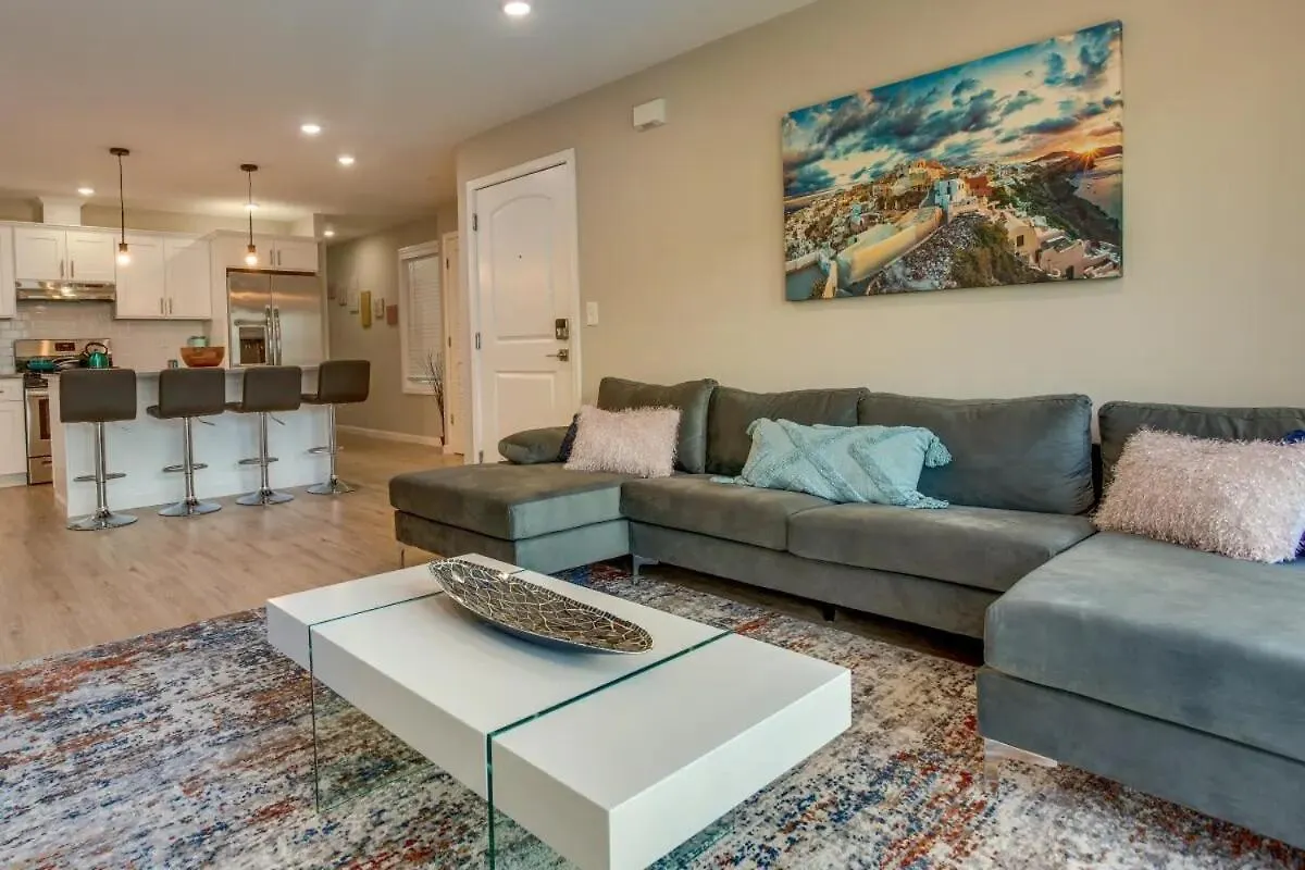 Apartment Spacious 6 Bedroom Home With Nyc Access & Parking! Newark